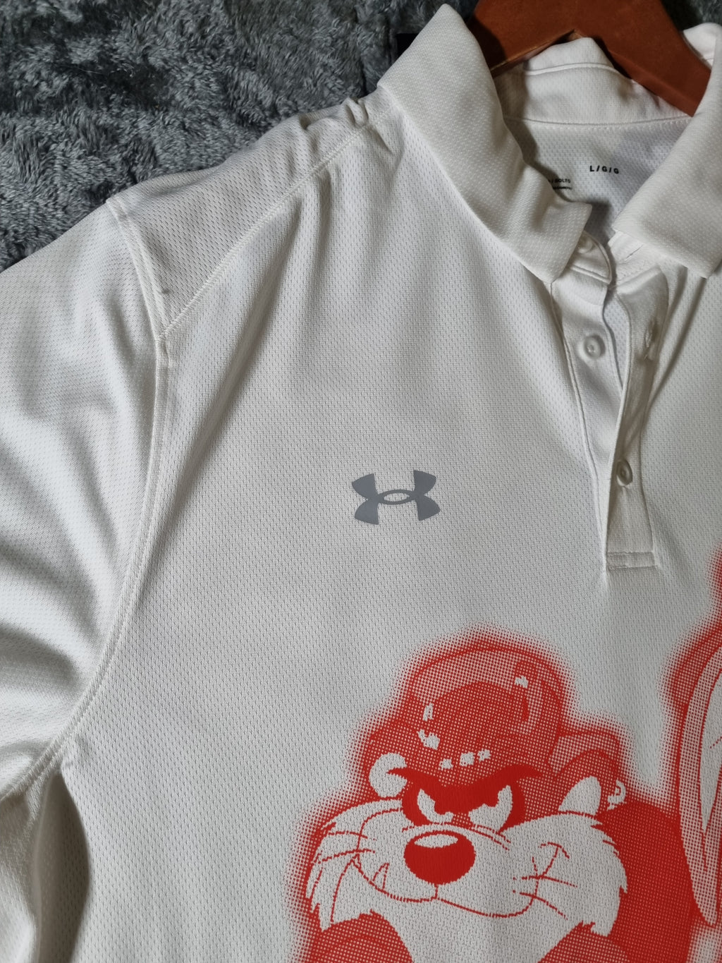 LOONEY TUNES ✕ UNDER ARMOUR