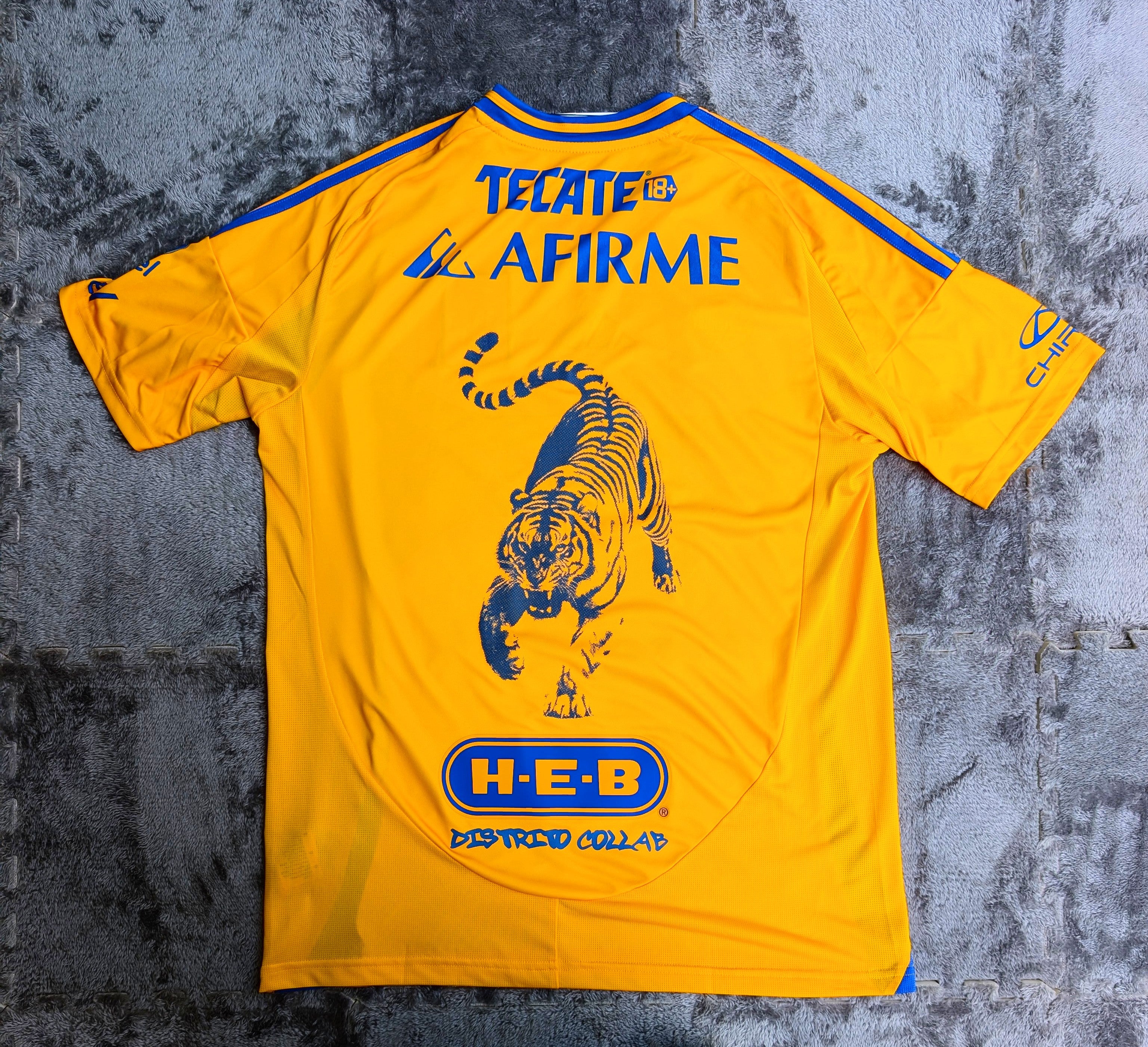 JERSEY TIGRES  X LIBRES Y LOKOS